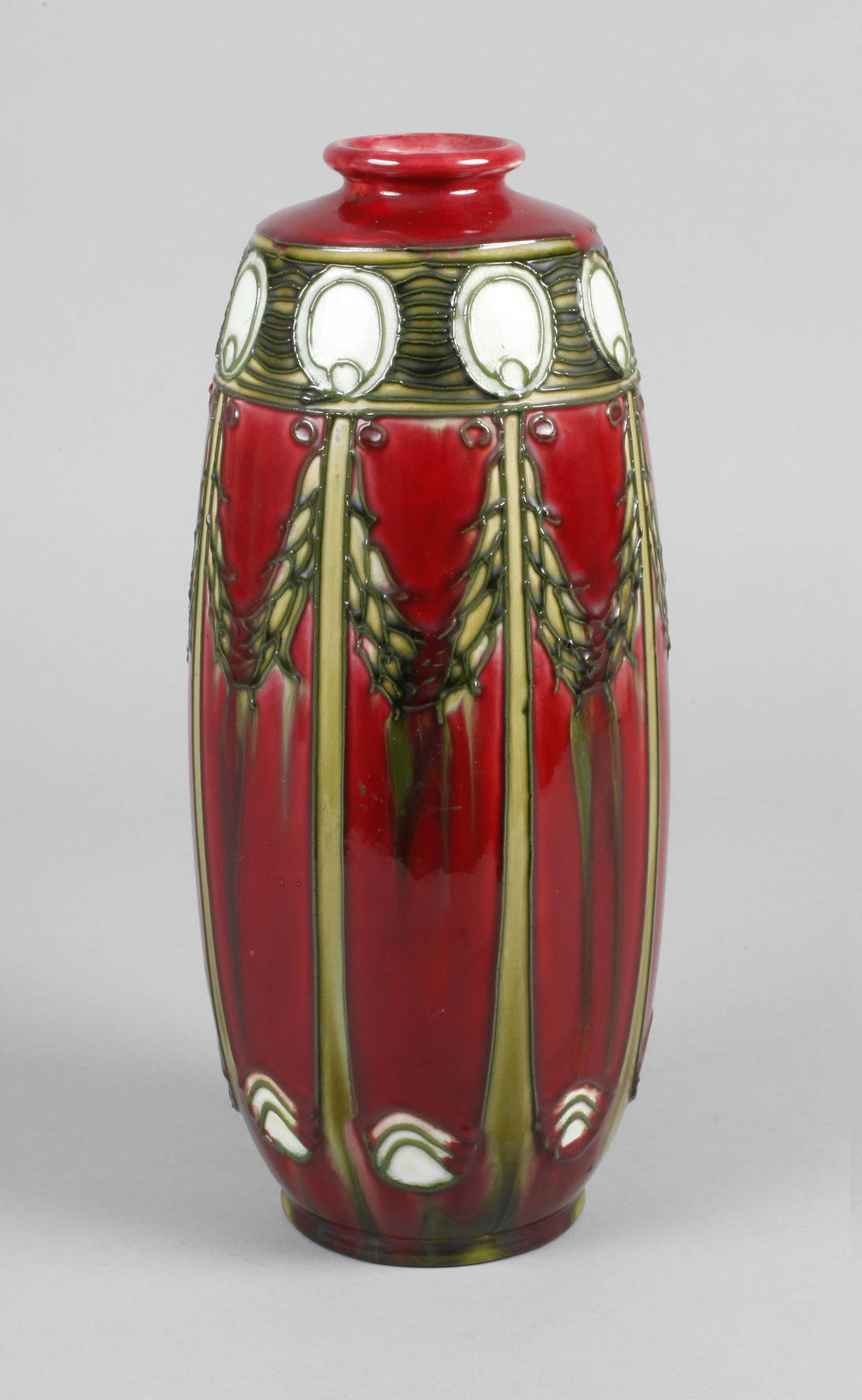 England Jugendstilvase Schlickermalerei