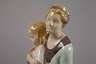 Wien Figur Mutter mit Kind