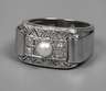 Platinring mit Diamanten und Perle