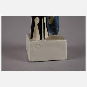 kleine Figur  Chinesin mit Vase