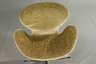 Drei Swan-Chairs Arne Jacobsen