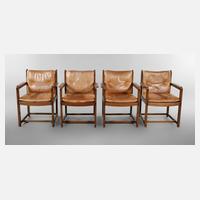 Vier Armlehnsessel111