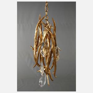 Drei Deckenlüster und zwei Gerdinenstangenabschlüsse