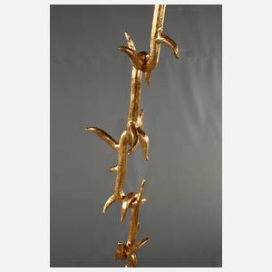 Drei Deckenlüster und zwei Gerdinenstangenabschlüsse