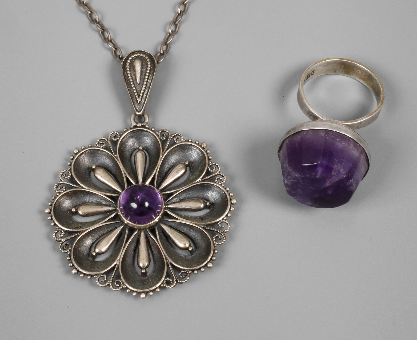 Paar Schmuckstücke mit Amethyst