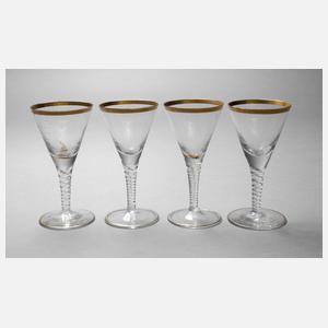 Vier Kelchgläser