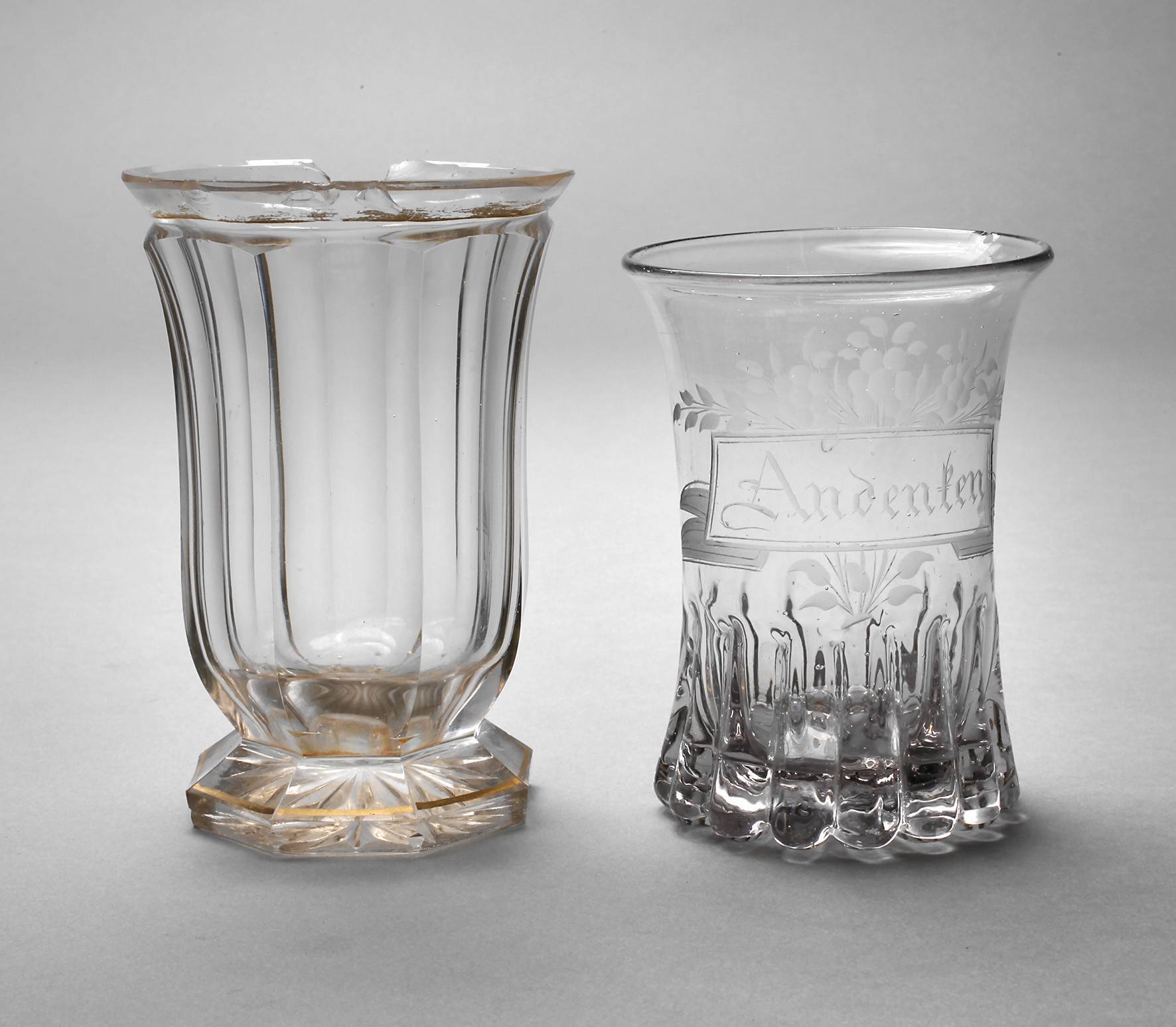 Zwei Biedermeier Becher