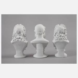 Drei Büsten Biskuitporzellan