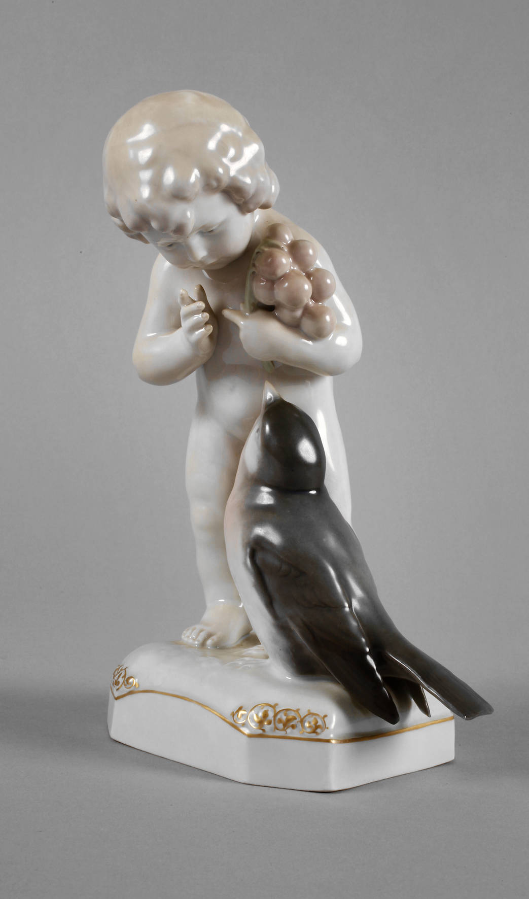 Heubach Putto mit Singvogel