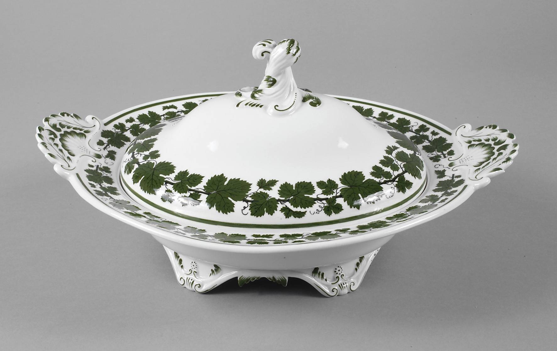 Meissen Gemüsenapf Weinlaubdekor