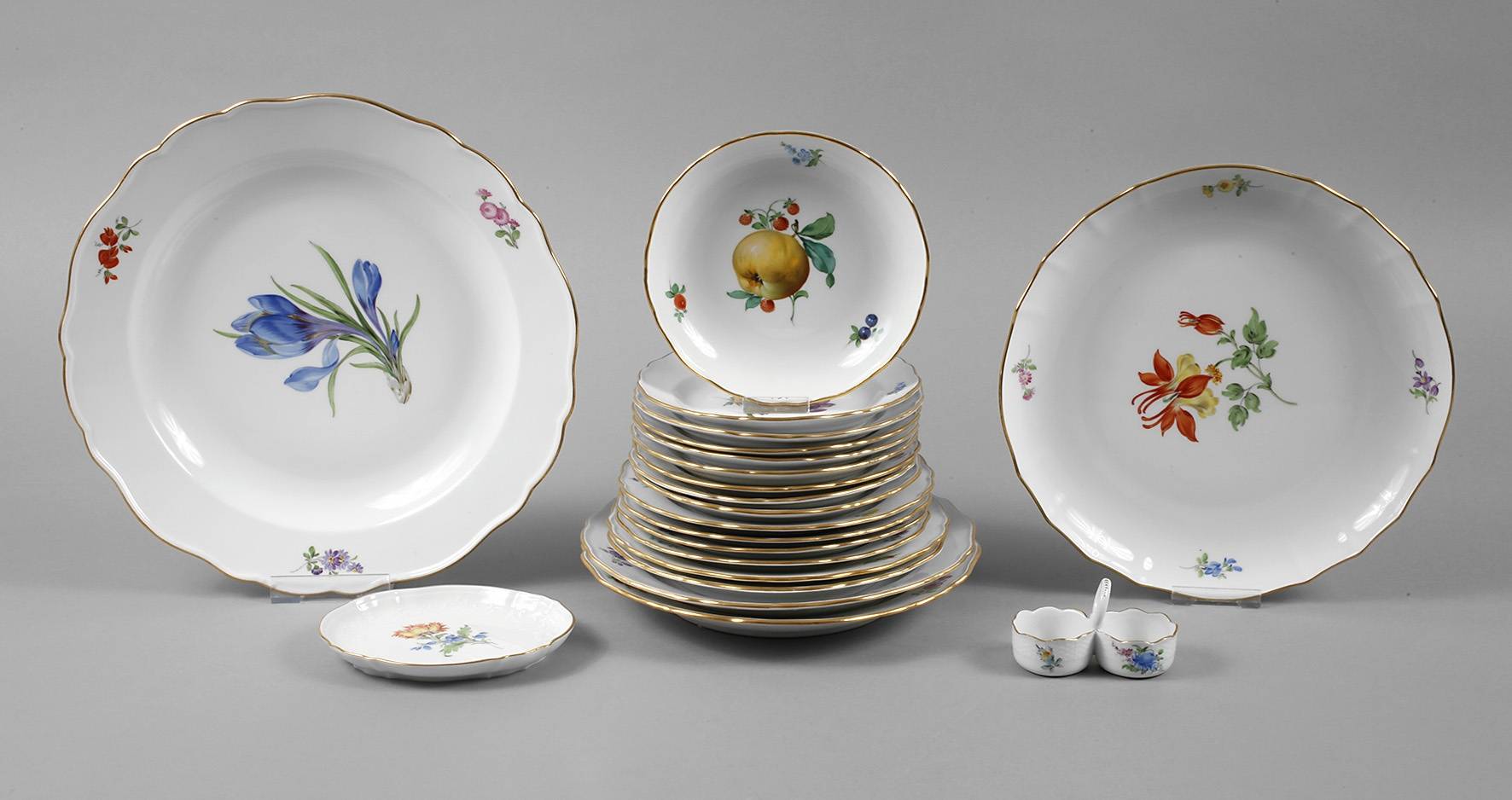 Meissen Konvolut Teller ”Blume 1”
