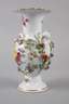 Meissen Vase plastische Blütenranken