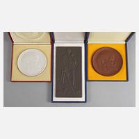 Meissen drei Plaketten111