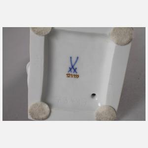 Meissen Modefigur ”Das Kleid”