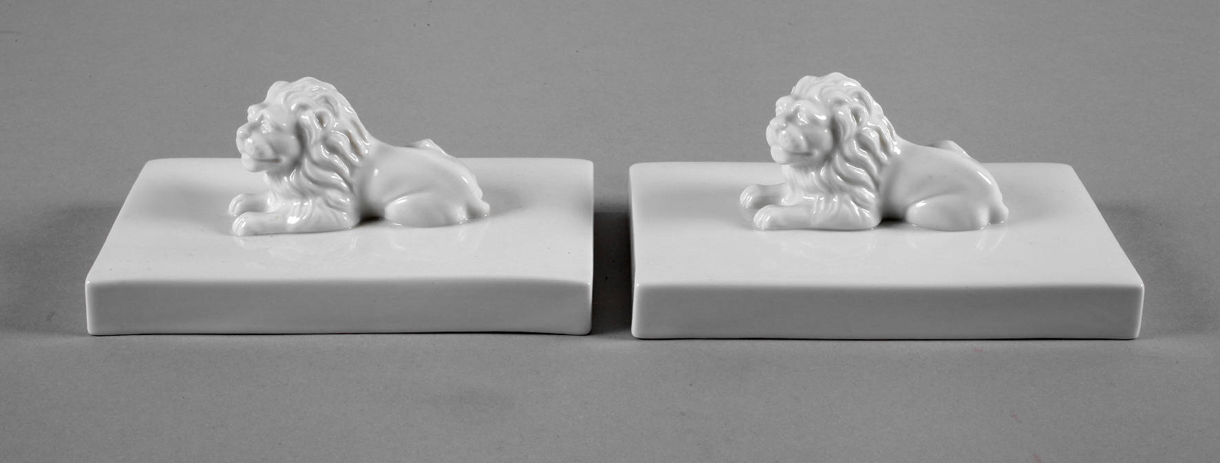 Nymphenburg Paar Briefbeschwerer