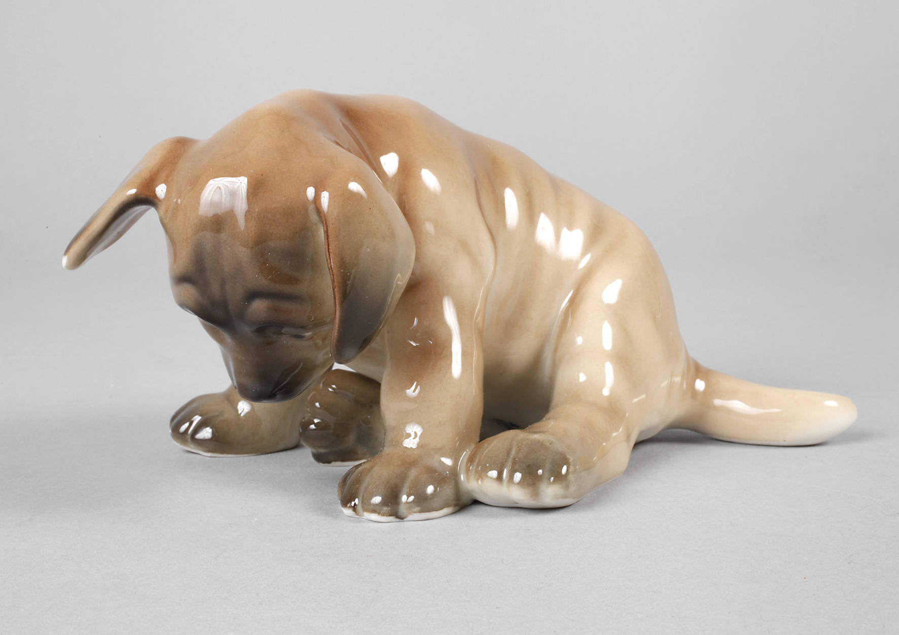 Rörstrand Hundewelpe