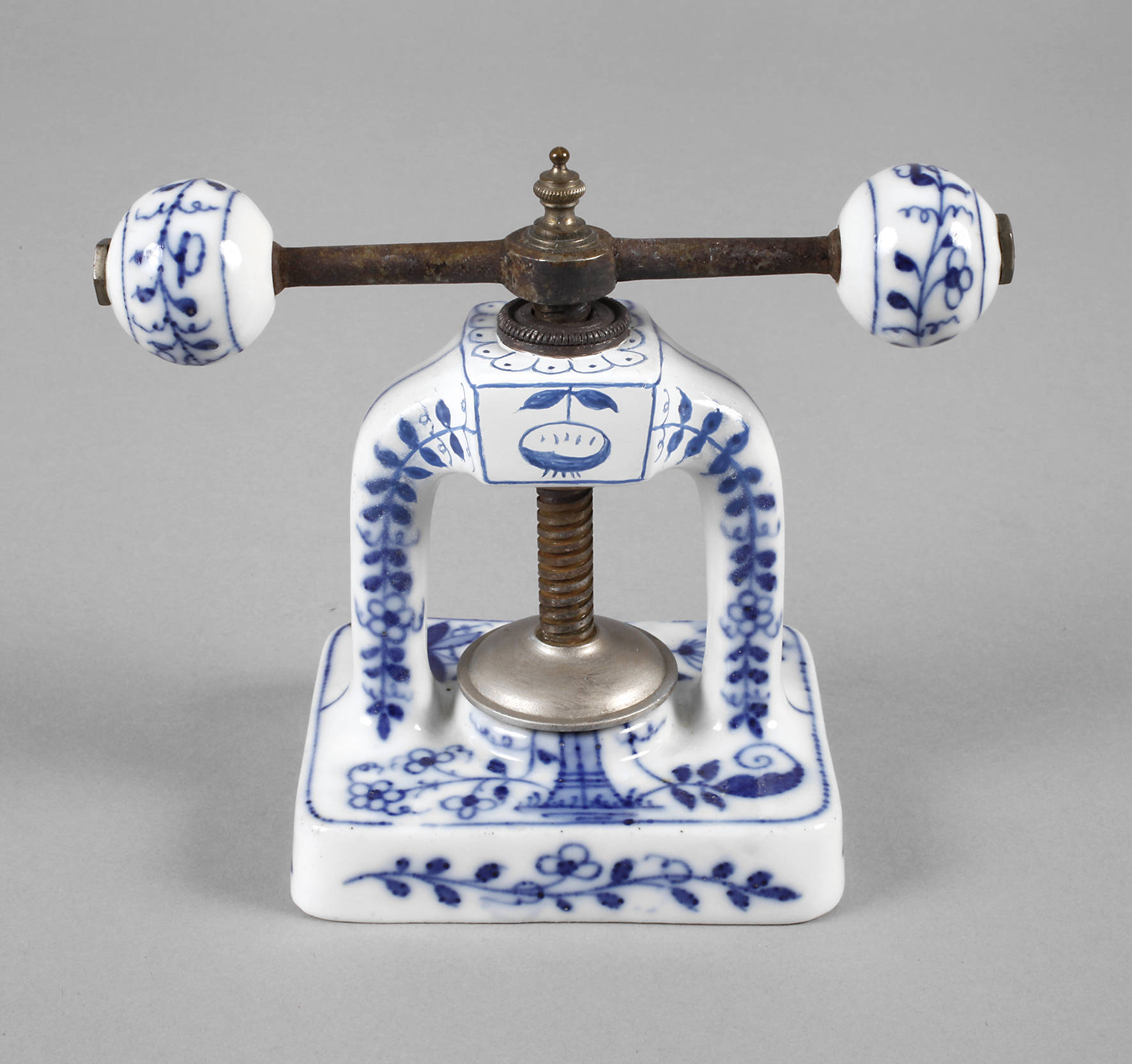 RPM Nussknacker Blaumalerei