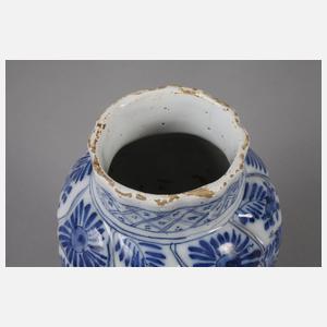 Frankfurter Deckelvase Fayence