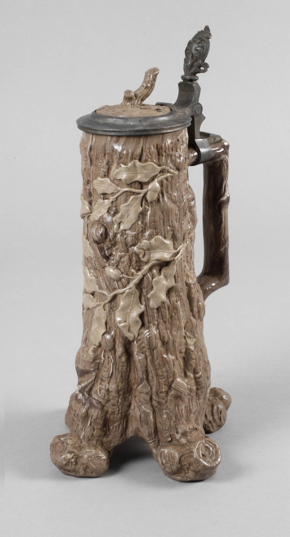 Bierseidel als Baumstumpf