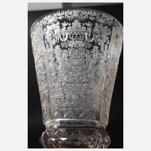 Höfischer Barockpokal mit Silberfuß
