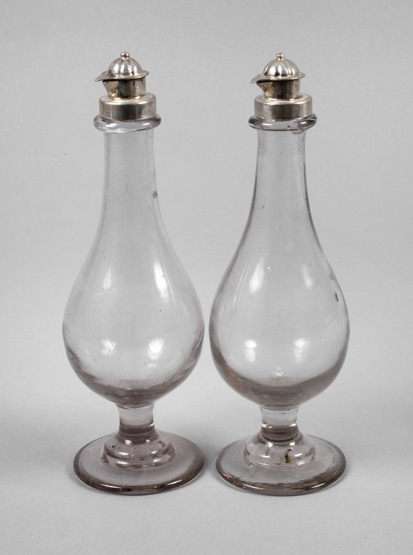 Barocke Essig- und Ölflasche