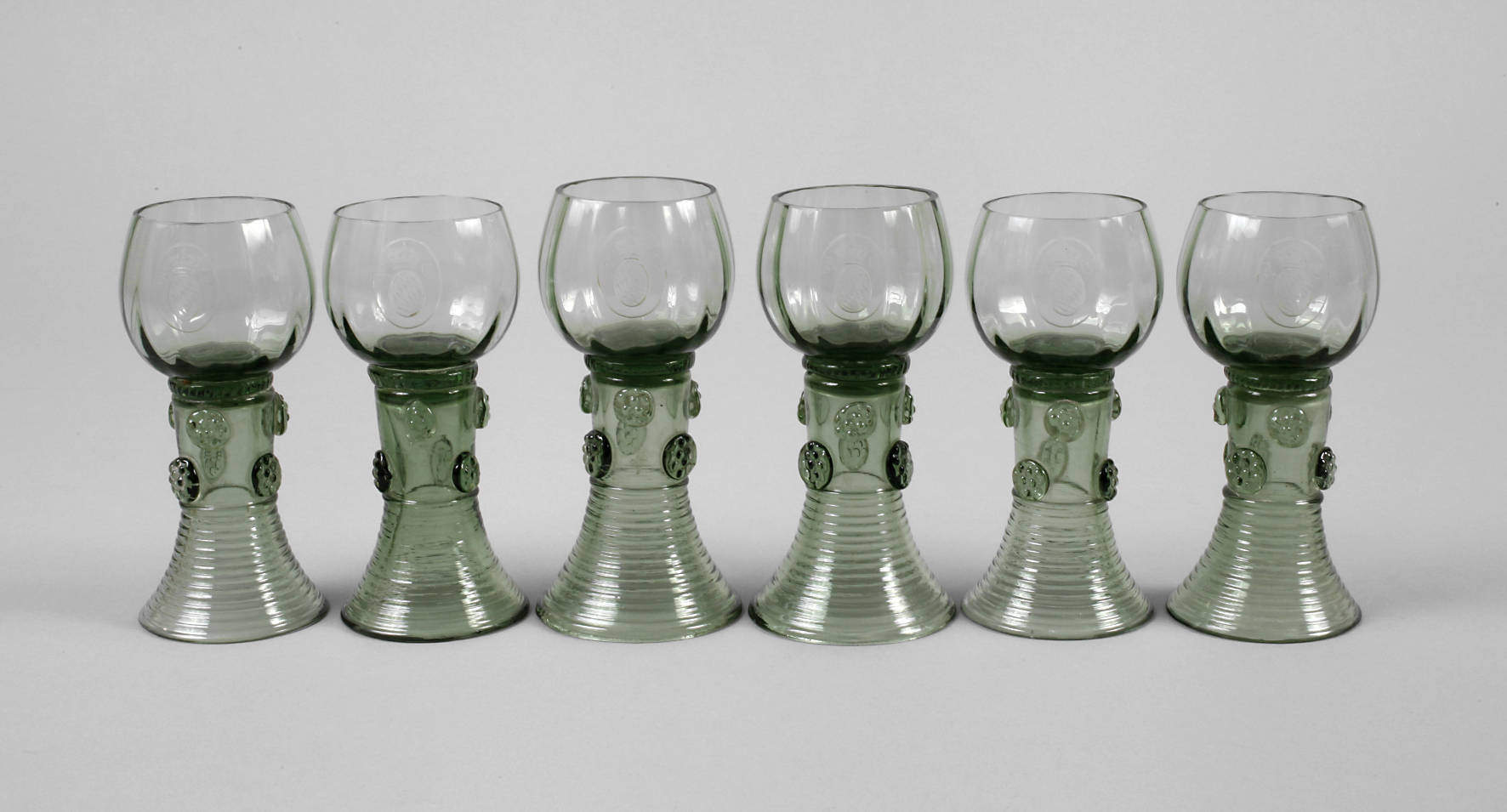 Sechs Historismus-Weinrömer Bayern