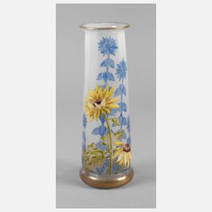 Opalglasvase mit Emaildekor