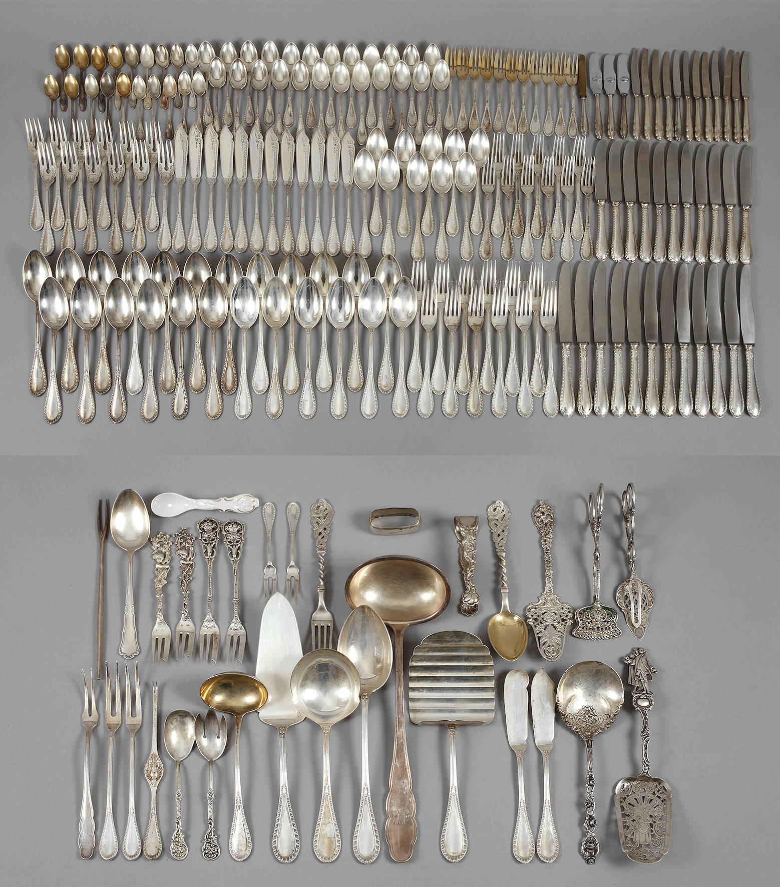 Großes Silberbesteck