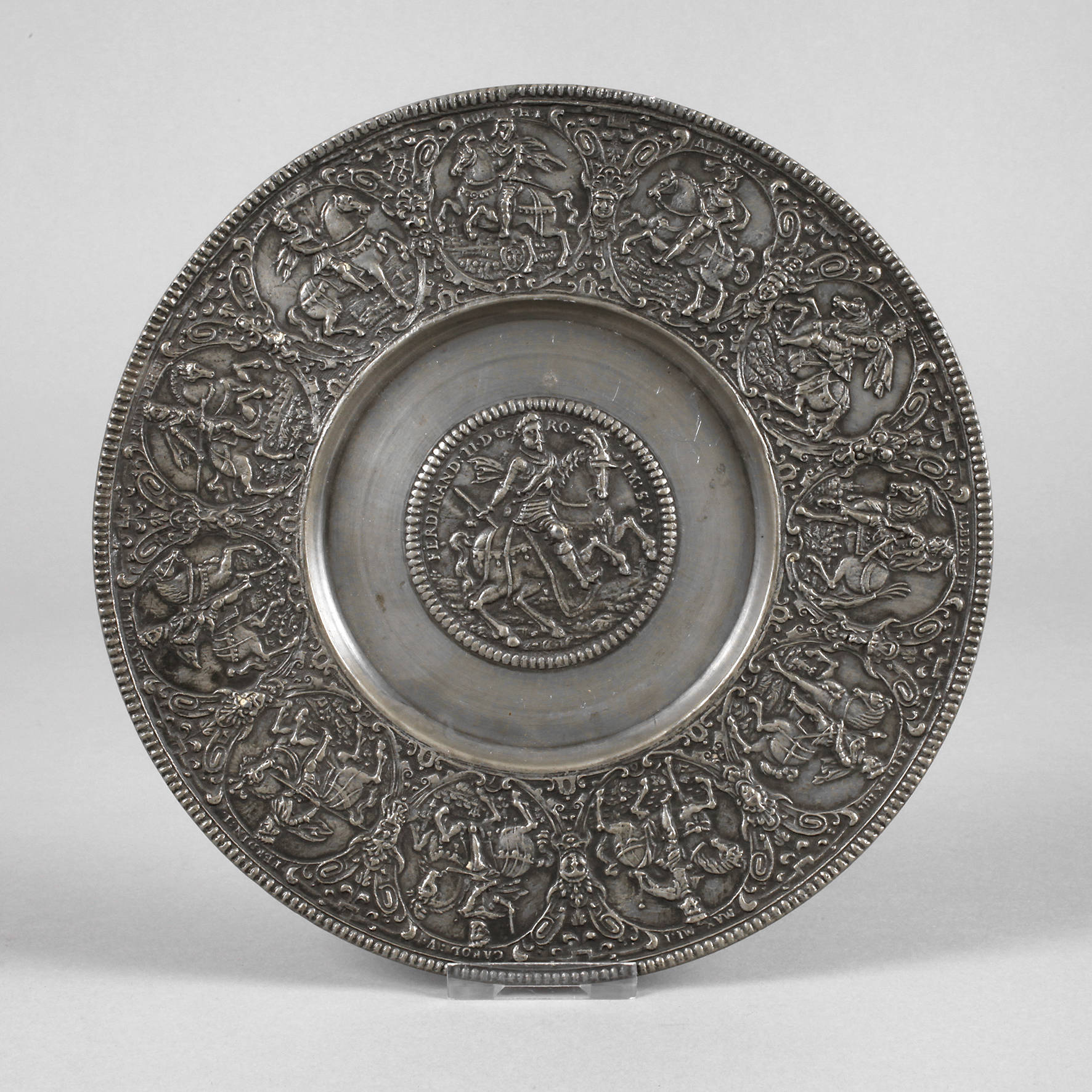 Nürnberger Reliefteller