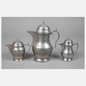 Drei böhmische Schenkkannen Zinn