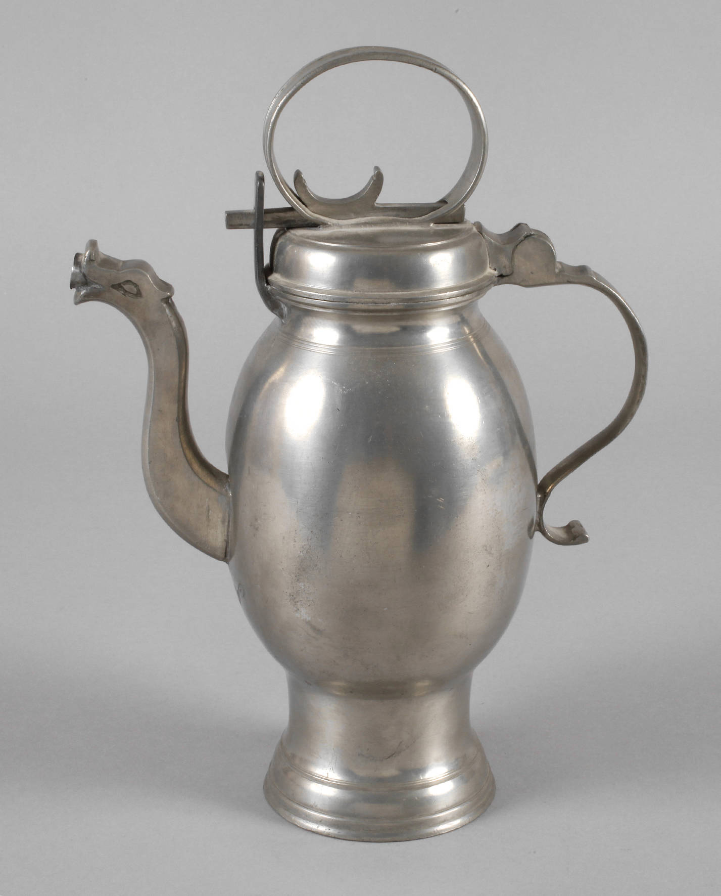 Gebauchte Riegelkanne