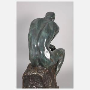 Große Bronzefigur, ”Der Denker”