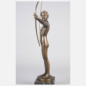 Damenakt als Bogenschützin