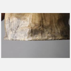 Else von Beck, Falke auf einem Felsen