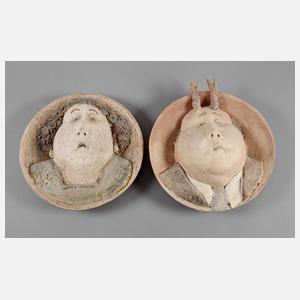 Wandplastik ”Gehörnter” und ”Frau”