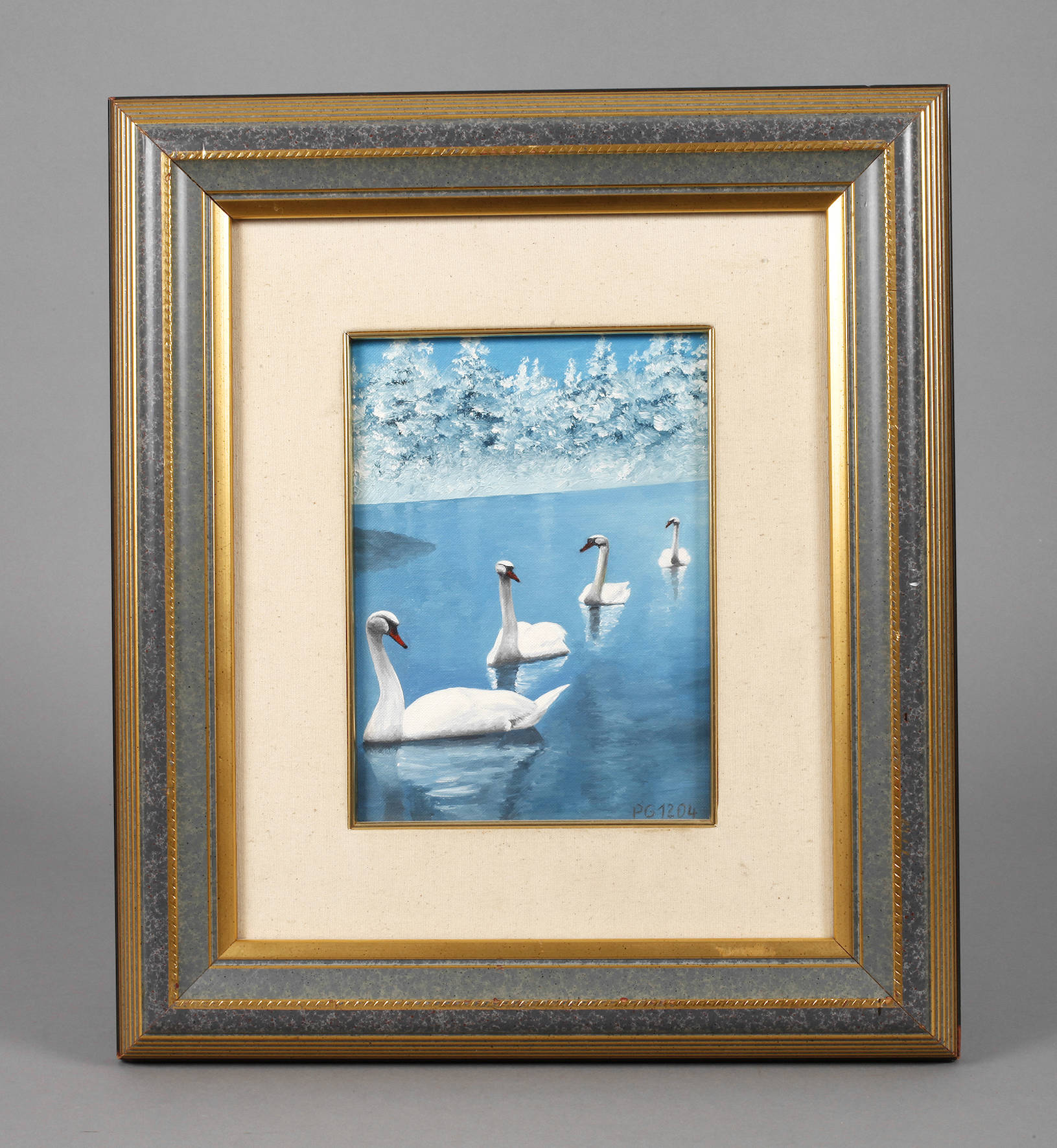 Schwäne in Winterlandschaft