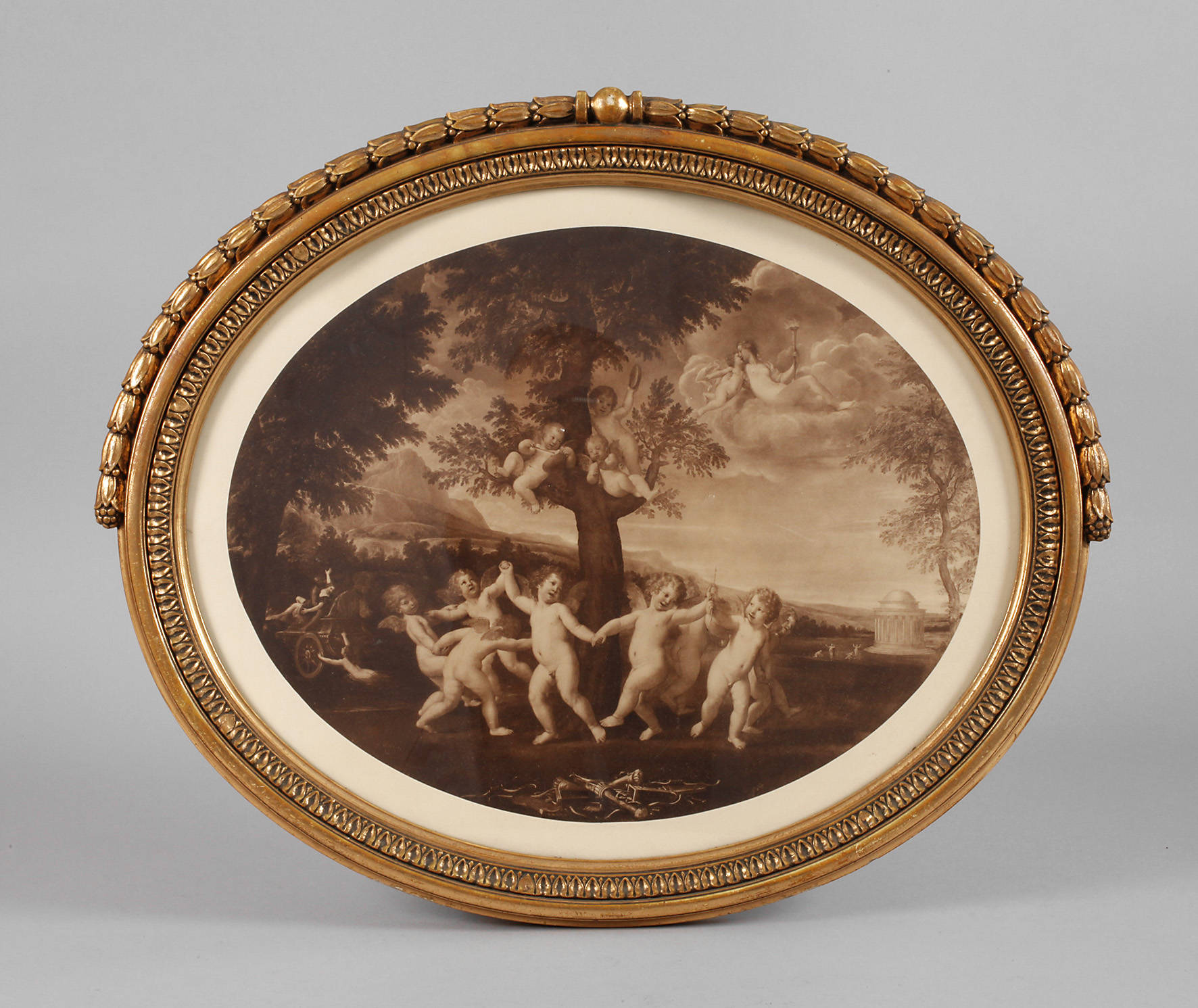 Klassizistischer Ovalrahmen