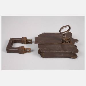 Großes Vorhängeschloss