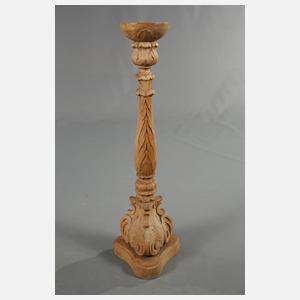 Geschnitzter Leuchter