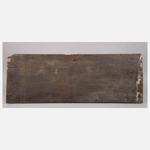 Große Reliefschnitzerei