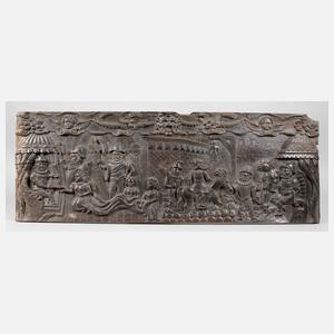 Große Reliefschnitzerei