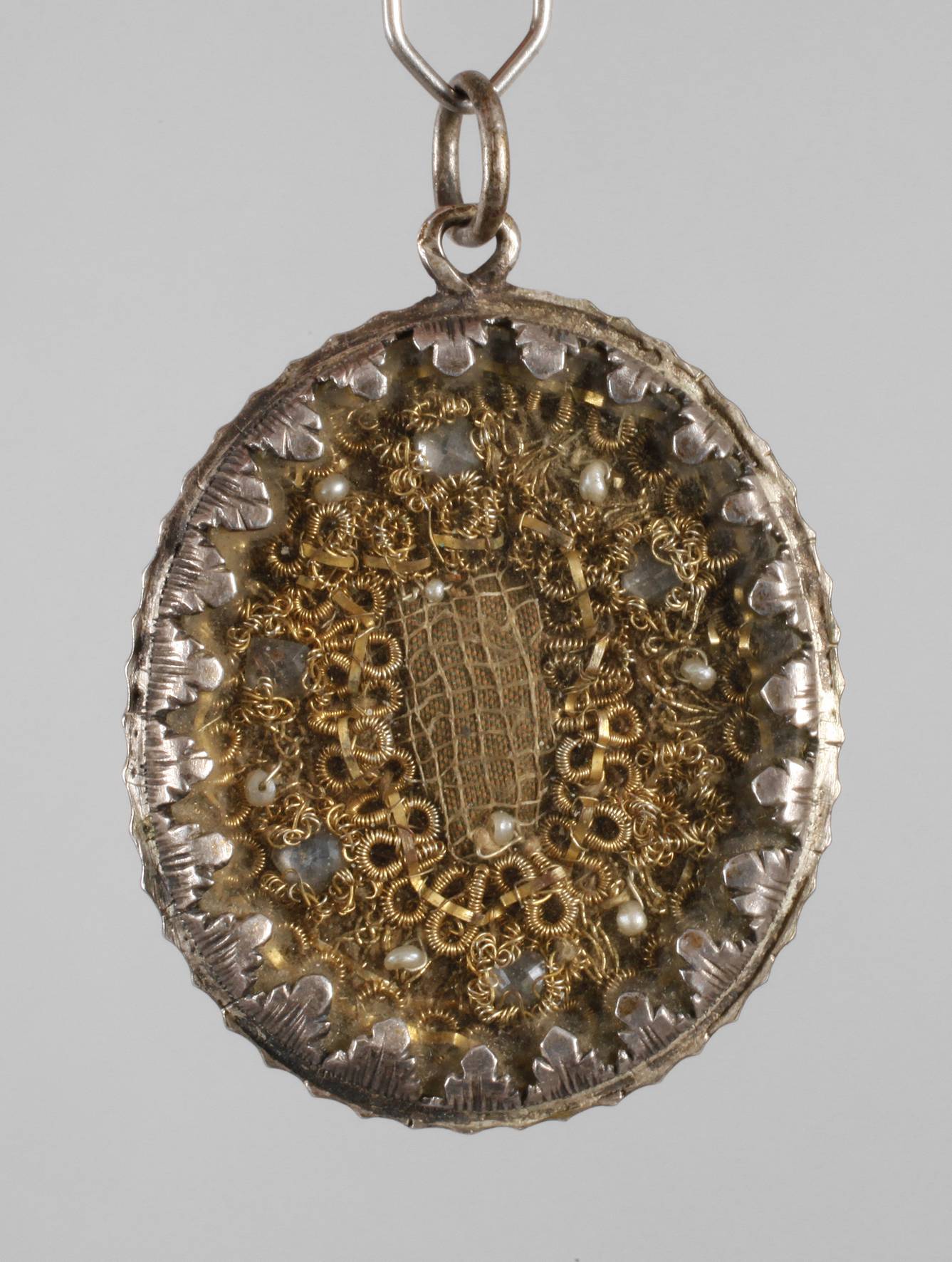 Anhänger Klosterarbeit