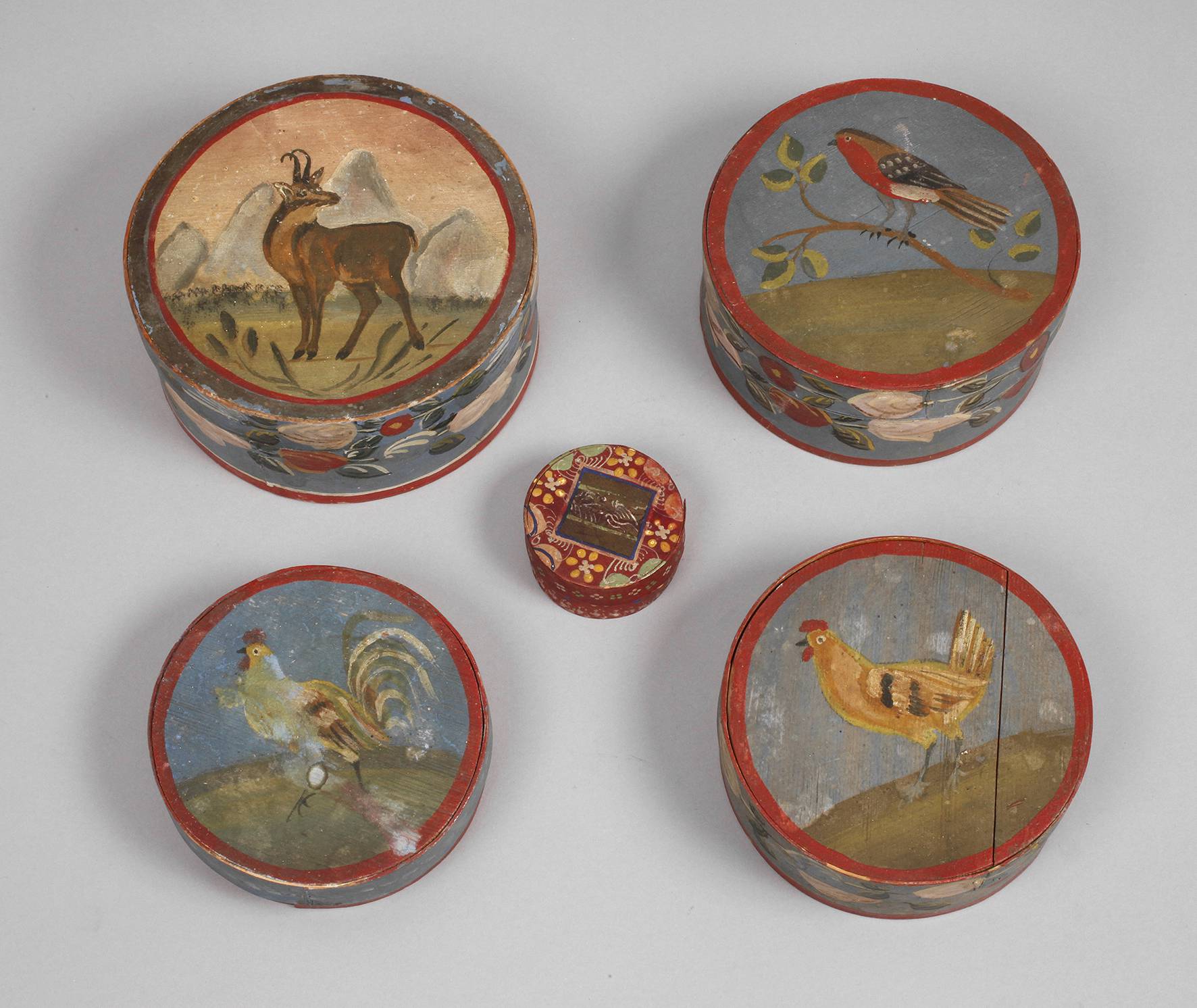 Fünf Spanschachteln