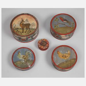 Fünf Spanschachteln