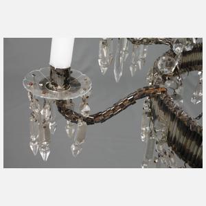 Großer Kristalllüster