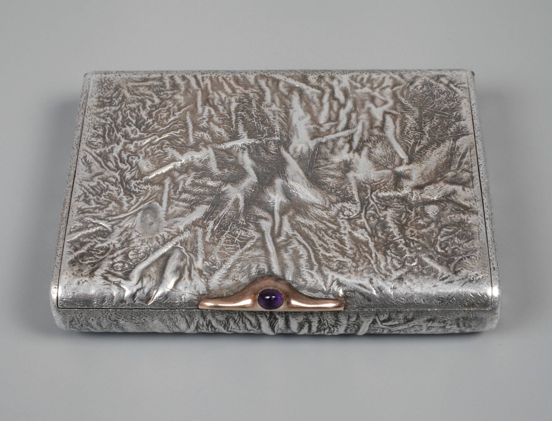 Russland Silberdose mit Amethystcabochon