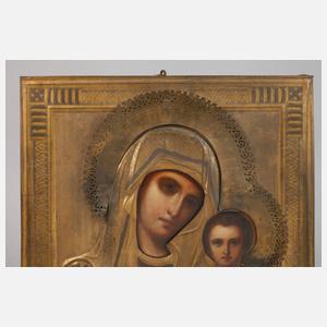 Marienikone im Oklad