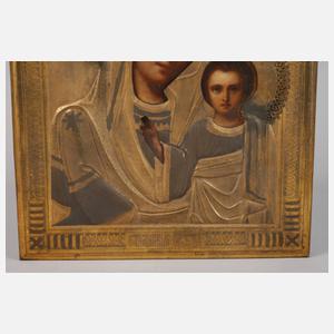 Marienikone im Oklad