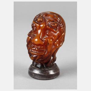 Erotische Schnitzerei