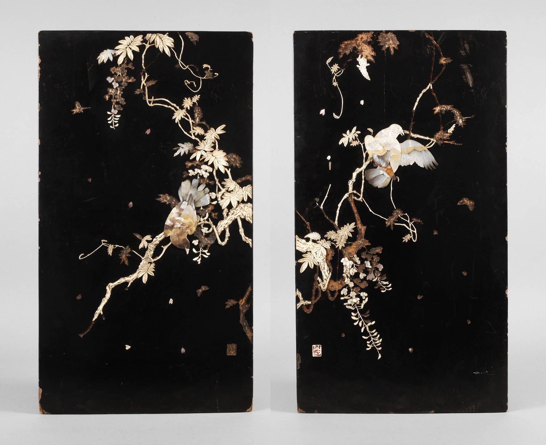 Paar intarsierte Wandpaneele